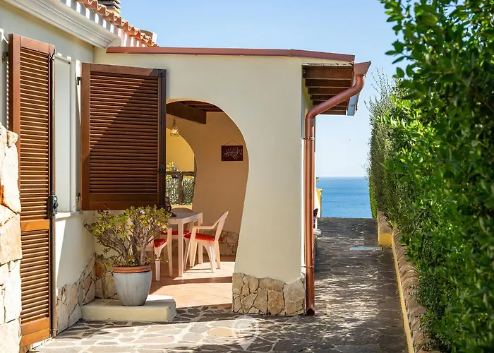 Monte Nai Seaview Retreat Ferienhaus *